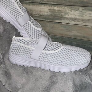 Women's White Mesh Slip-On Shoes